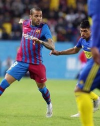 开云-巴萨第二次首秀当队长 38岁阿尔维斯输球不气馁