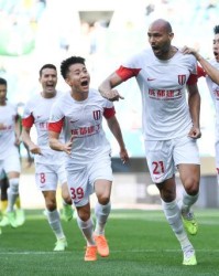 kaiyun-【中超】费利佩金敃友破门 蓉城被吹两球2比0浙江